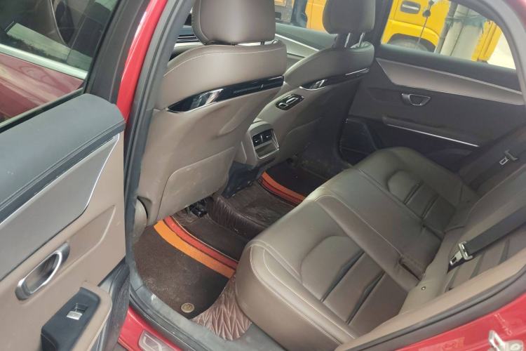 Used BYD Han 2020 DM Four-Wheel Drive Performance Edition Luxury Model Left Rear Seat