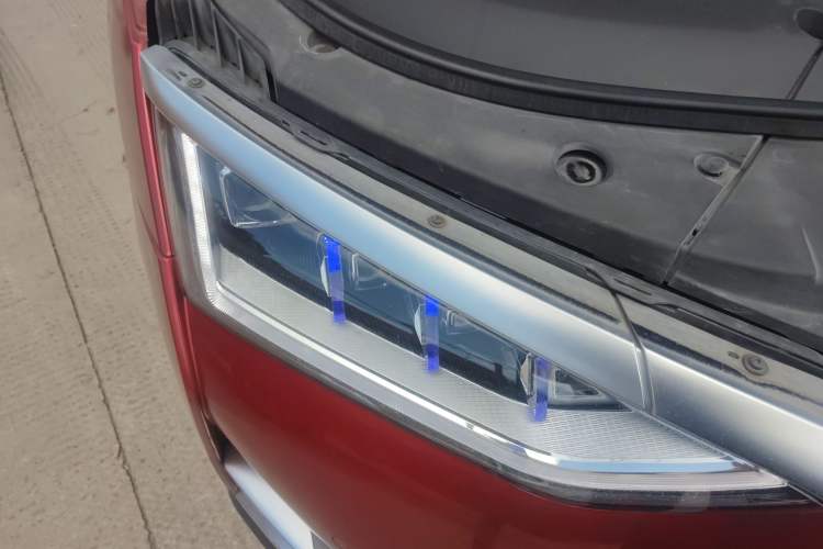 Used BYD Han 2020 DM Four-Wheel Drive Performance Edition Luxury Model Right Front Headlight