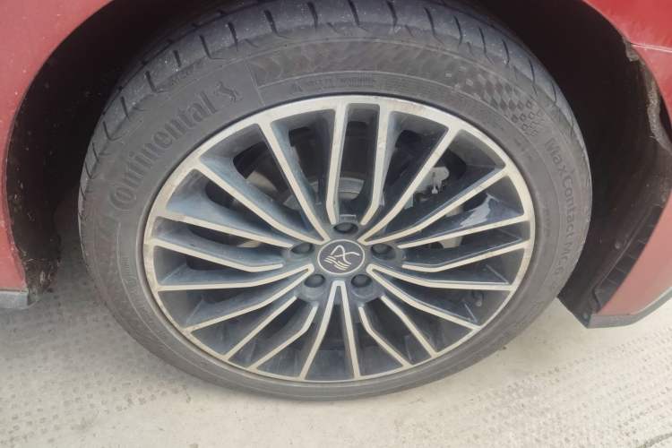 Used BYD Han 2020 DM Four-Wheel Drive Performance Edition Luxury Model Right Front Wheel Hub
