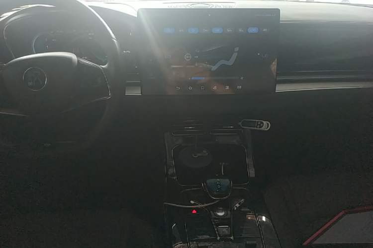 Used BYD Han 2020 EV Long-Range Luxury Model Audio And AC Panel