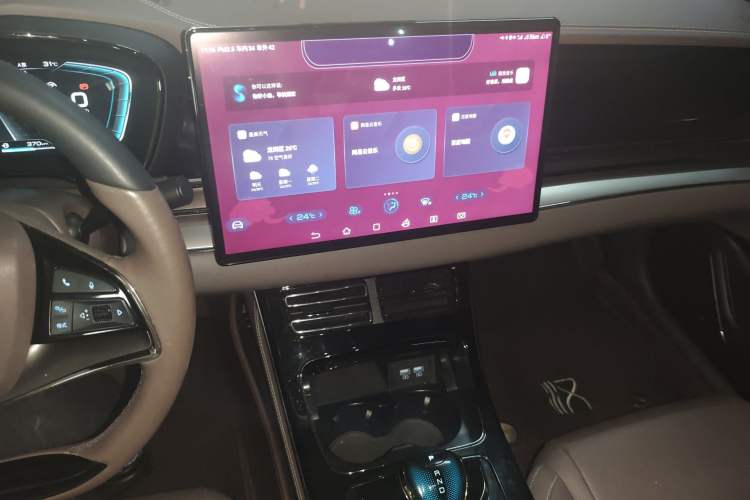 Used BYD Han 2020 DM Four-Wheel Drive Performance Edition Luxury Model Audio And AC Panel