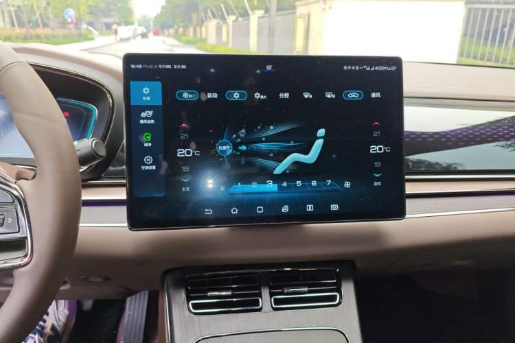Used BYD Han 2020 EV Long-Range Deluxe Model Audio And AC Panel