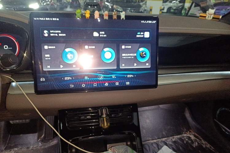 Used BYD Han 2020 DM Four-Wheel Drive Performance Edition Luxury Model Audio And AC Panel