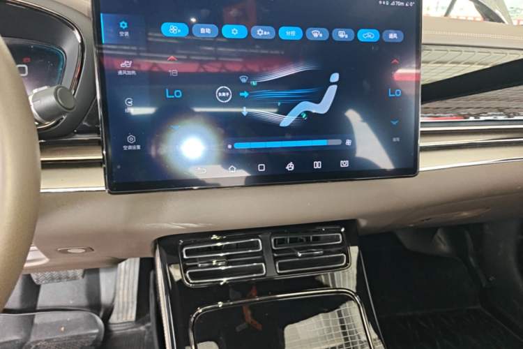 Used BYD Han 2020 DM Four-Wheel Drive Performance Edition Luxury Model Audio And AC Panel