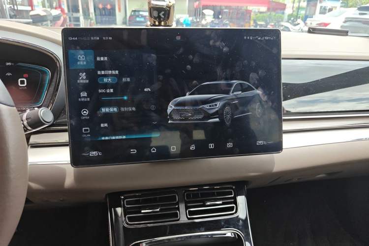 Used BYD Han 2020 DM Four-Wheel Drive Performance Edition Luxury Model Audio And AC Panel