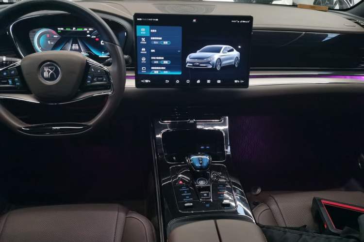 Used BYD Han 2020 EV Long-Range Luxury Model Audio And AC Panel