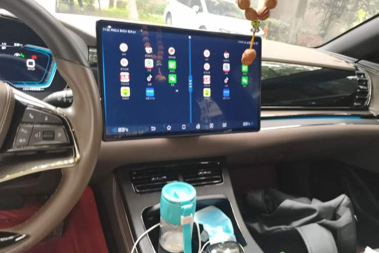 Used BYD Han 2020 EV Long-Range Deluxe Model Audio And AC Panel