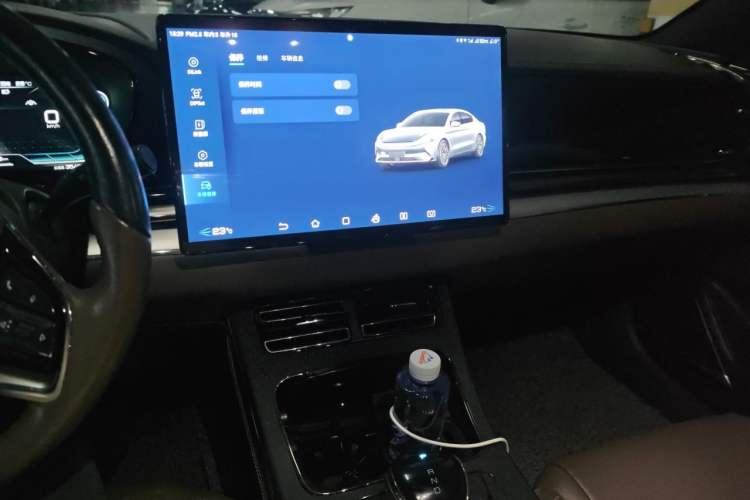 Used BYD Han 2020 EV Long-Range Luxury Model Audio And AC Panel