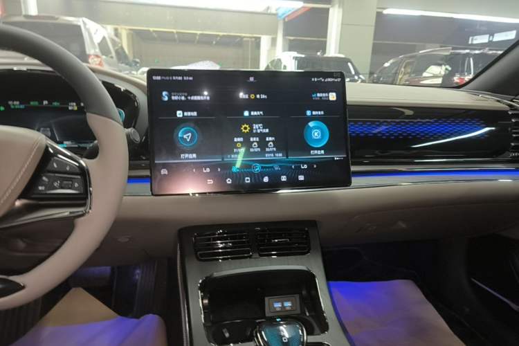 Used BYD Han 2020 DM Four-Wheel Drive Performance Edition Prestige Model Audio And AC Panel