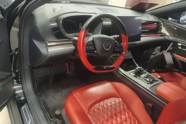 Used BYD Han 2020 EV Four-Wheel Drive High-Performance Flagship Model Center Console