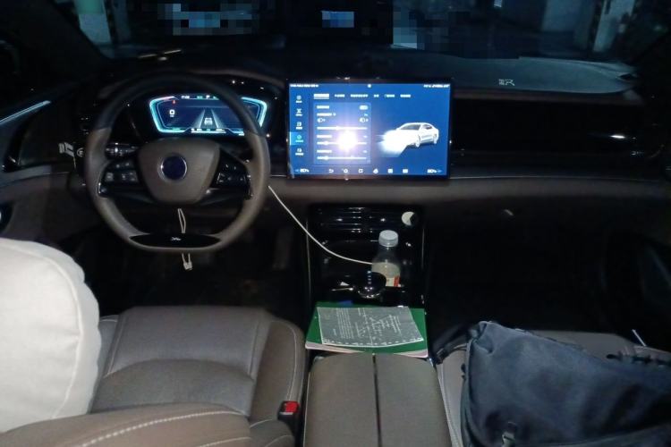 Used BYD Han 2020 EV Long-Range Luxury Model Center Console