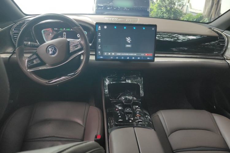 Used BYD Han 2020 EV Long-Range Luxury Model Center Console