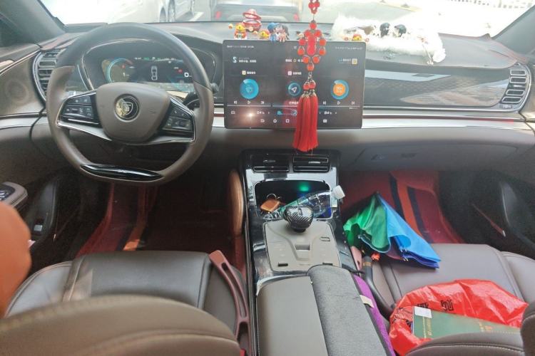 Used BYD Han 2020 DM Four-Wheel Drive Performance Edition Luxury Model Center Console