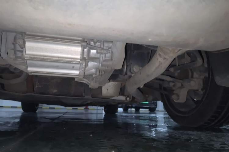 Used BYD Han 2020 DM Four-Wheel Drive Performance Edition Luxury Model Chassis Rear