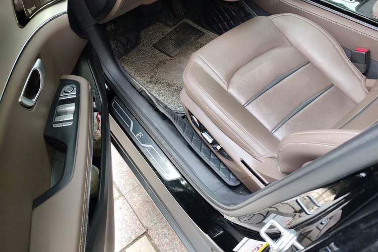 Used BYD Han 2020 EV Long-Range Luxury Model Driver Seat