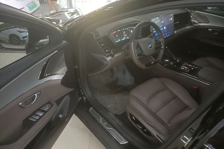 Used BYD Han 2020 EV Long-Range Luxury Model Driver Seat