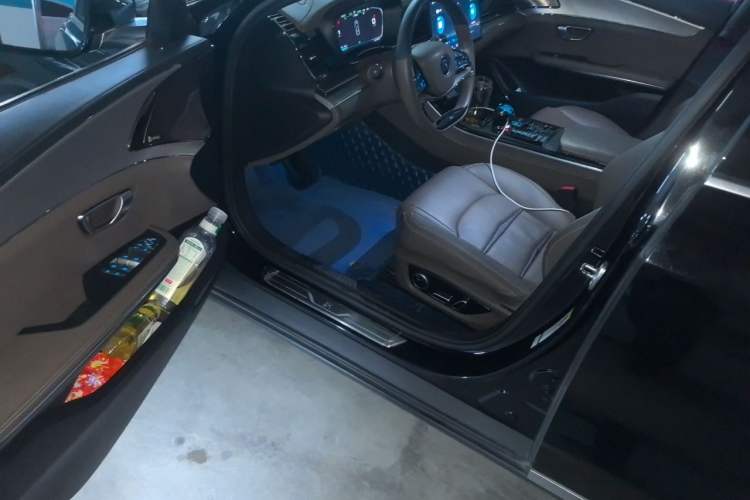 Used BYD Han 2020 EV Long-Range Luxury Model Driver Seat