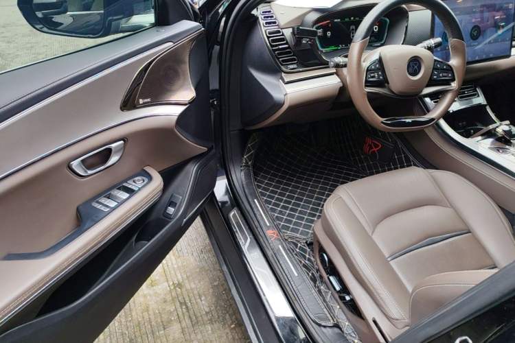 Used BYD Han 2020 DM Four-Wheel Drive Performance Edition Luxury Model Driver Seat