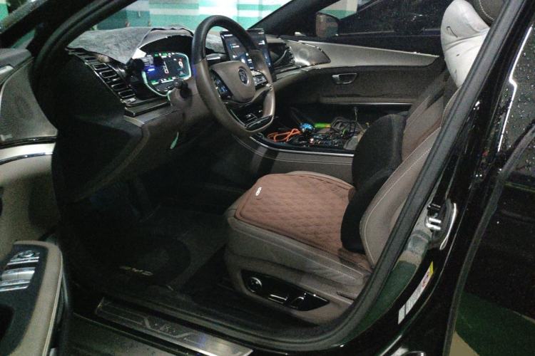Used BYD Han 2020 EV Long-Range Luxury Model Driver Seat