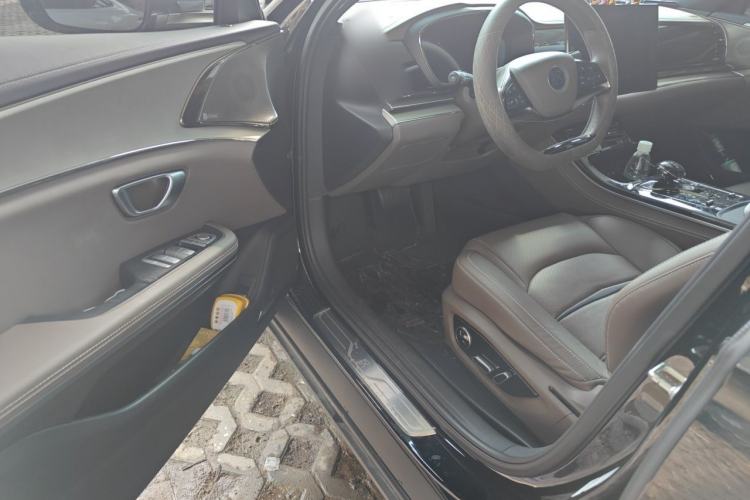 Used BYD Han 2020 EV Long-Range Luxury Model Driver Seat