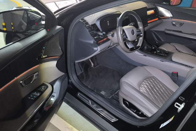 Used BYD Han 2020 EV Four-Wheel Drive High-Performance Flagship Model Driver Seat