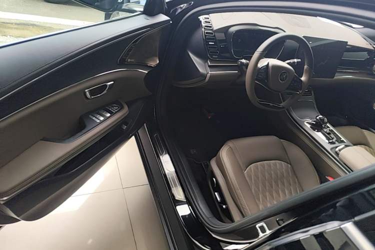 Used BYD Han 2020 EV Long-Range Deluxe Model Driver Seat