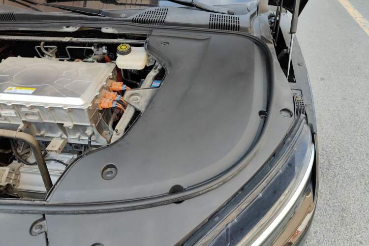Used BYD Han 2020 EV Four-Wheel Drive High-Performance Flagship Model Engine Bay Left