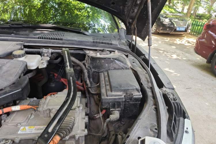 Used BYD Han 2020 DM Four-Wheel Drive Performance Edition Prestige Model Engine Bay Left