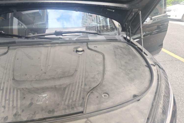 Used BYD Han 2020 EV Long-Range Deluxe Model Engine Bay Left