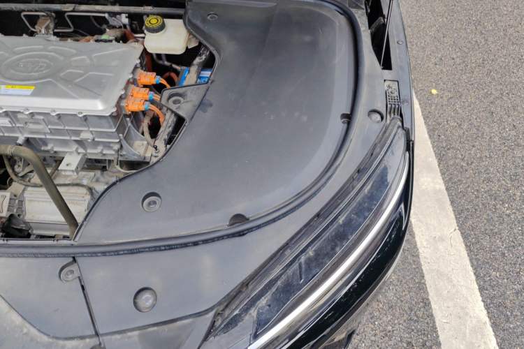 Used BYD Han 2020 EV Long-Range Deluxe Model Engine Bay Left