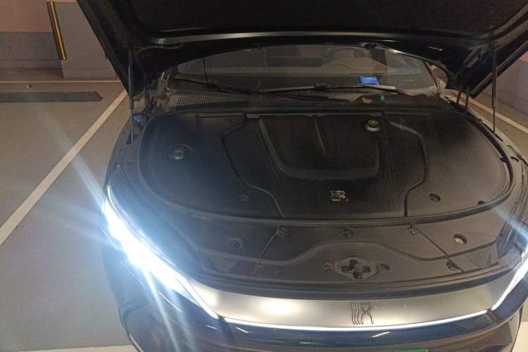 Used BYD Han 2020 EV Four-Wheel Drive High-Performance Flagship Model Engine Bay Right