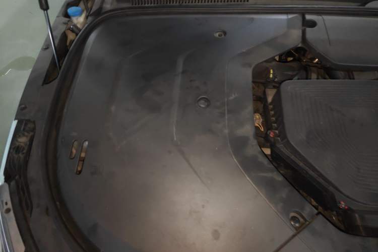Used BYD Han 2020 DM Four-Wheel Drive Performance Edition Luxury Model Engine Bay Right