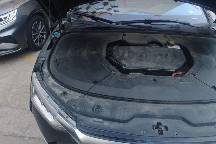 Used BYD Han 2020 DM Four-Wheel Drive Performance Edition Luxury Model Engine Bay Right