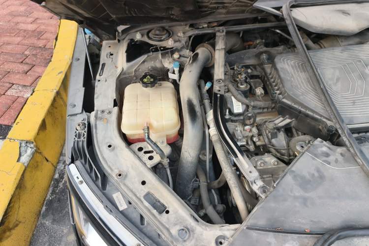 Used BYD Han 2020 DM Four-Wheel Drive Performance Edition Luxury Model Engine Bay Right