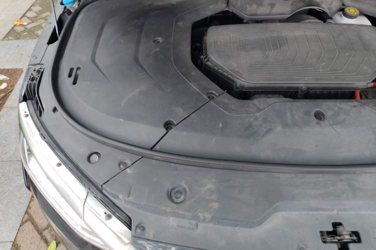 Used BYD Han 2020 DM Four-Wheel Drive Performance Edition Prestige Model Engine Bay Right