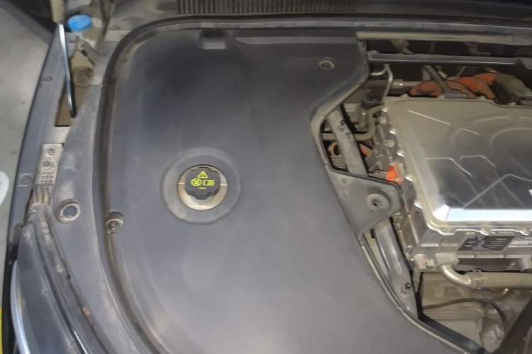 Used BYD Han 2020 EV Long-Range Luxury Model Engine Bay Right