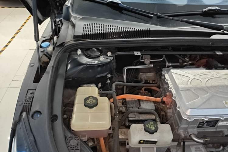 Used BYD Han 2020 EV Long-Range Luxury Model Engine Bay Right