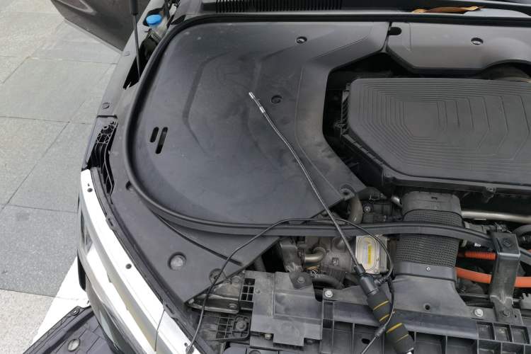 Used BYD Han 2020 DM Four-Wheel Drive Performance Edition Luxury Model Engine Bay Right