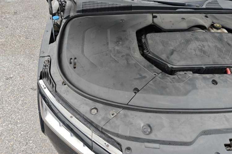 Used BYD Han 2020 DM Four-Wheel Drive Performance Edition Prestige Model Engine Bay Right