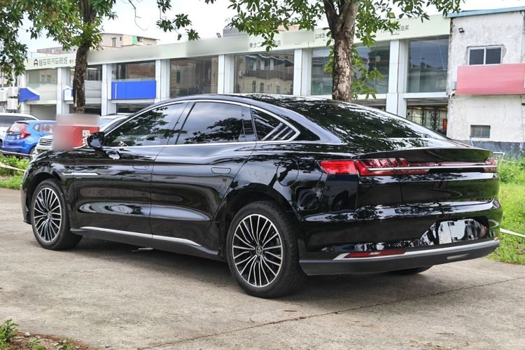 Used BYD Han 2020 DM Four-Wheel Drive Performance Edition Prestige Model Exterior 3