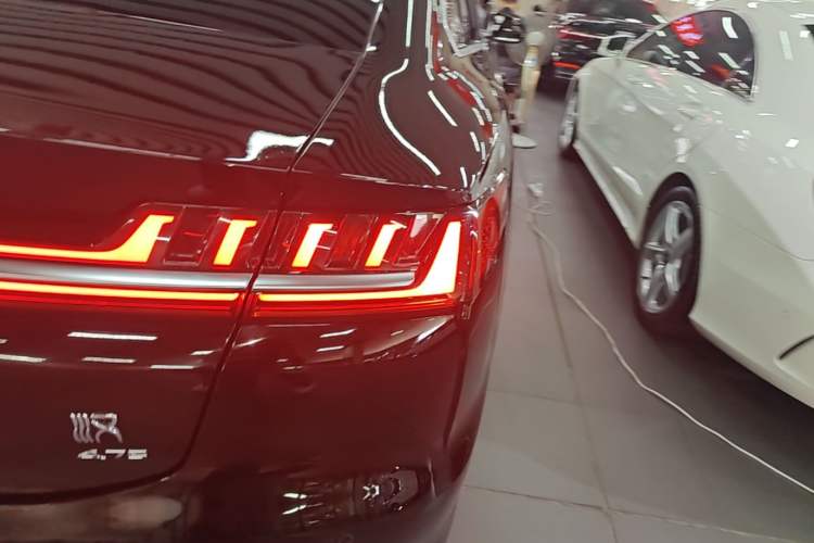 Used BYD Han 2020 DM Four-Wheel Drive Performance Edition Luxury Model Exterior 3