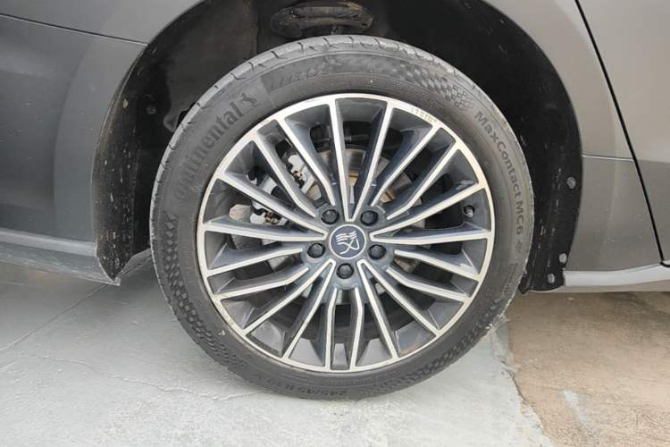 Used BYD Han 2020 DM Four-Wheel Drive Performance Edition Prestige Model Exterior 5