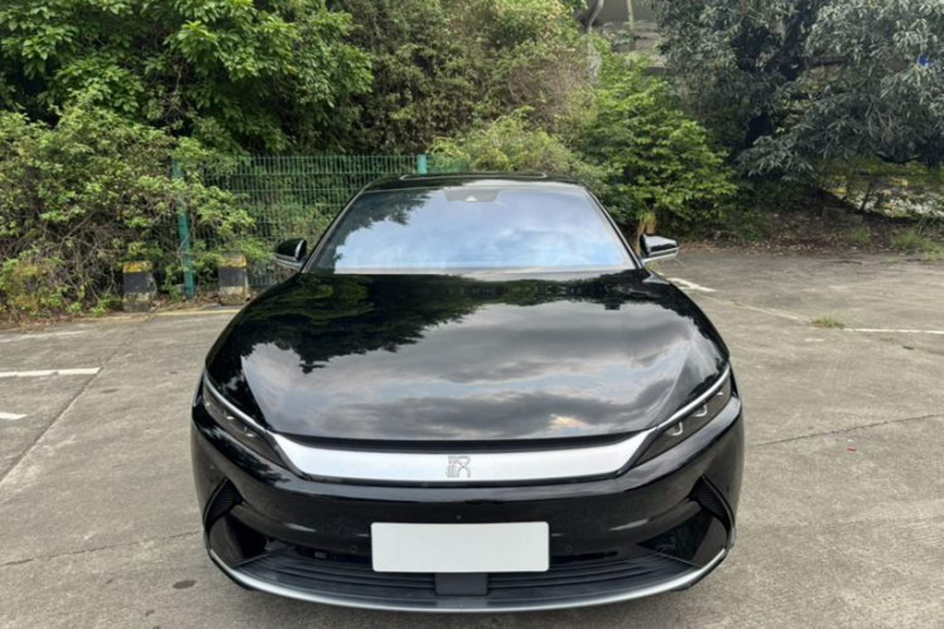 Used BYD Han 2020 EV Long-Range Deluxe Model Exterior 8