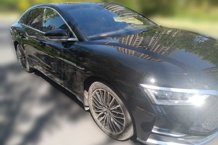 Used BYD Han 2020 DM Four-Wheel Drive Performance Edition Luxury Model Front Right 45 Deg