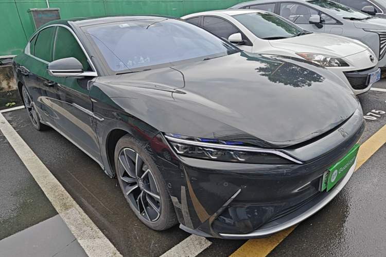 Used BYD Han 2020 EV Four-Wheel Drive High-Performance Flagship Model Front Right 45 Deg