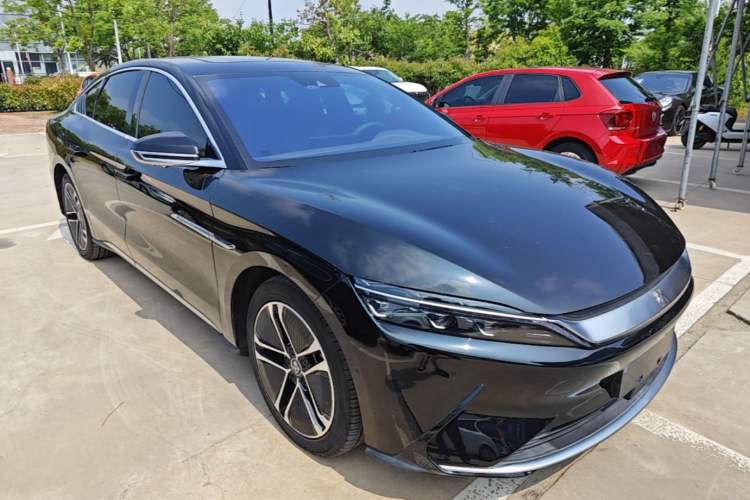 Used BYD Han 2020 EV Long-Range Deluxe Model Front Right 45 Deg
