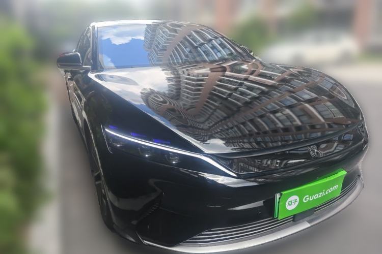 Used BYD Han 2020 EV Long-Range Deluxe Model Front Right 45 Deg