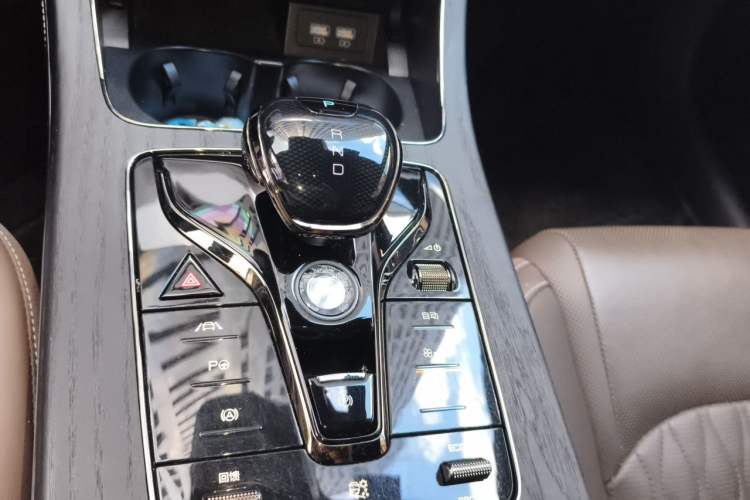 Used BYD Han 2020 EV Four-Wheel Drive High-Performance Flagship Model Gear Lever
