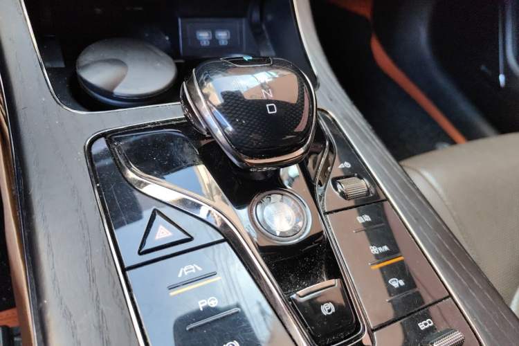 Used BYD Han 2020 EV Four-Wheel Drive High-Performance Flagship Model Gear Lever