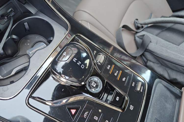 Used BYD Han 2020 DM Four-Wheel Drive Performance Edition Luxury Model Gear Lever